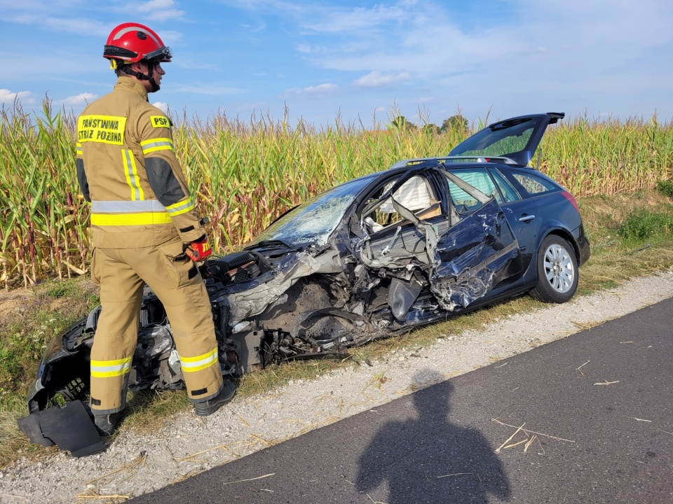 Wypadek w miejscowości Zelgno-Bezdół/fot. Zdjęcia: Marcin Matwiejczuk, KM PSP Toruń - Facebook