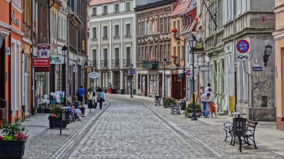 Urząd Statystyczny analizuje prognozy dotyczące liczby ludności w regionie. Czy w przyszłości czekają nas puste ulice w weekendy?/fot: zdjęcie ilustracyjne, Pixabay