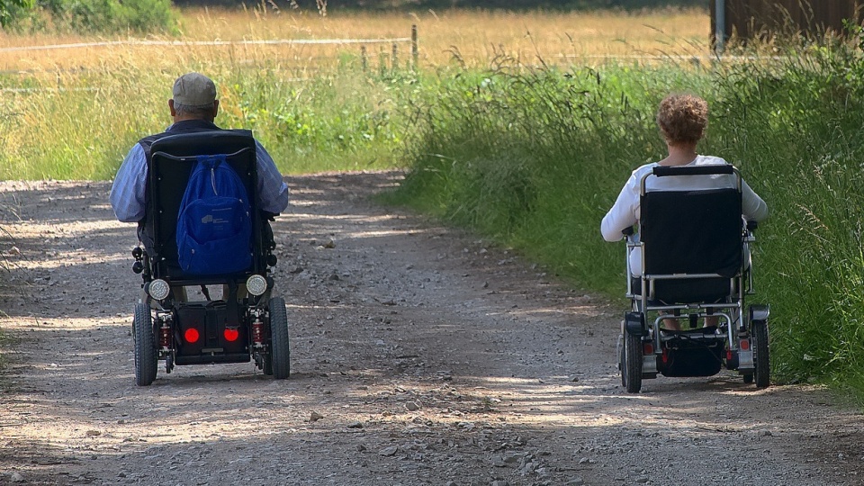 Podczas drzwi otwartych pracownicy ZUS wyjaśnią, jak uzyskać rentę, świadczenie 500+ dla osób niesamodzielnych, dodatek pielęgnacyjny czy inne świadczenia, które wiążą się z niezdolnością do pracy czy niepełnosprawnością/fot. ilustracyjna, Pixabay