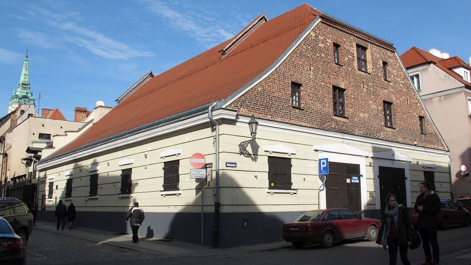 Budynek Galerii Wozownia od strony południowej/fot. Andrzej Otrębski, CC BY-SA 4.0 (Wikipedia)