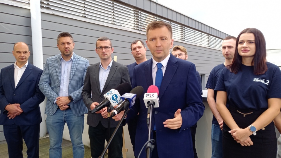 Minister w KPRM Łukasz Schreiber oficjalnie zainaugurował swoją kampanię wyborczą w Bydgoszczy/fot. Tatiana Adonisy