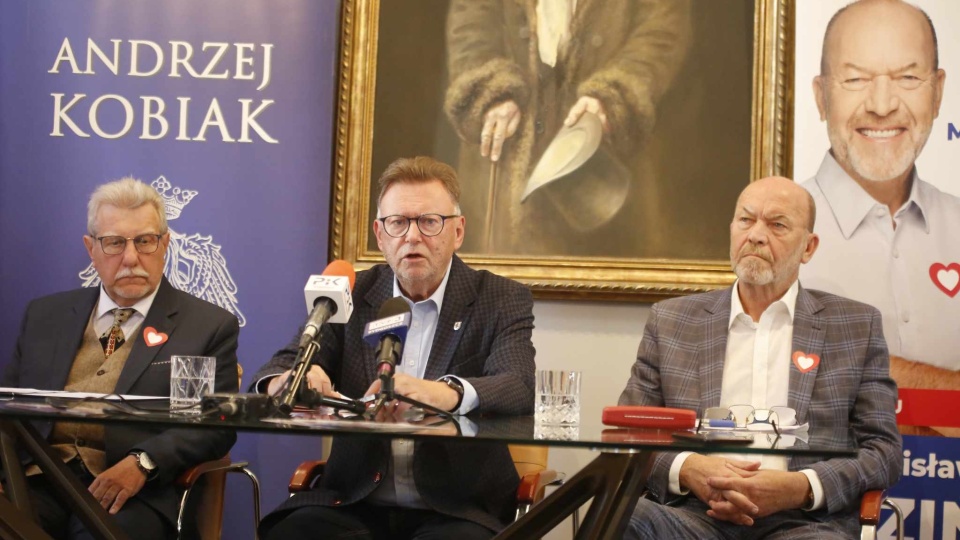 Senator Andrzej Kobiak, wicemarszałek województwa Zbigniew Ostrowski i Włodzisław Giziński/fot. nadesłane