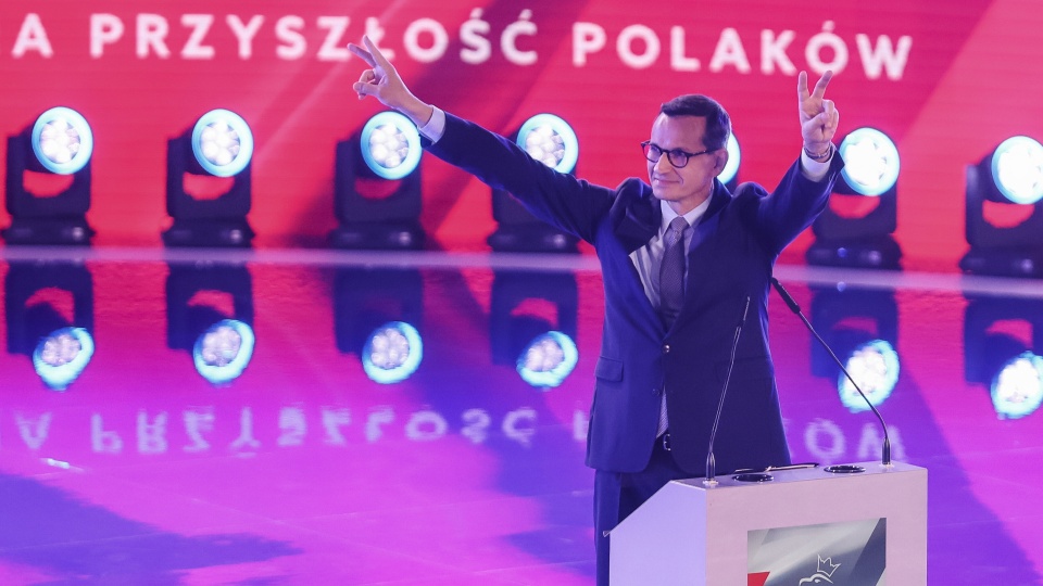 Kampania wyborcza do parlamentu 2023. Premier Mateusz Morawiecki podczas konwencji PiS pod hasłem "Bezpieczna Polska"/fot: PAP/Zbigniew Meissner