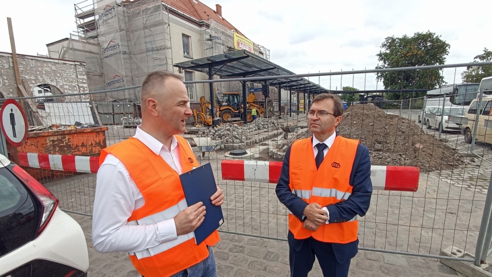 Od lewej: Rafał Zgorzelski i Zbigniew Girzyński podczas spotkania z dziennikarzami w Toruniu/fot. Monika Kaczyńska