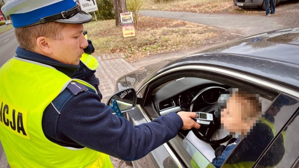 Policjanci podsumowali akcję na rzecz bezpieczeństwa niechronionych uczestników ruchu drogowego/fot: KMP w Bydgoszczy