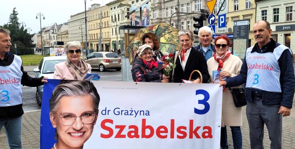 Grażyna Szabelska kończąc kampanie deklaruje, że rząd PiS będzie wpierać rodziny rozmaitymi programami/fot. Grażyna Szabelska/Facebook