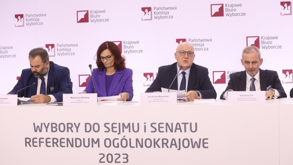 We wtorek przed godz. 8:00 Państwowa Komisja Wyborcza opublikowała wyniki głosowania do Sejmu z 99,97 proc. komisji/fot. Rafał Guz, PAP