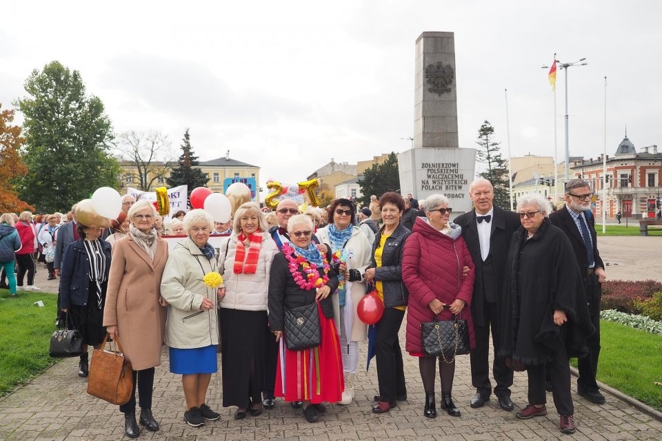 We Włocławku po raz piąty seniorzy wyszli na ulice, żeby wspólnie się bawić/fot: wloclawek.eu