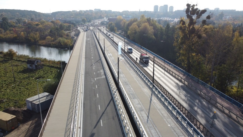 W czwartek (26 października) pierwsze samochody wjadą na nowy most drogowy pomiędzy ulicami Toruńską i Fordońską w Bydgoszczy/fot. materiały ZDMiKP