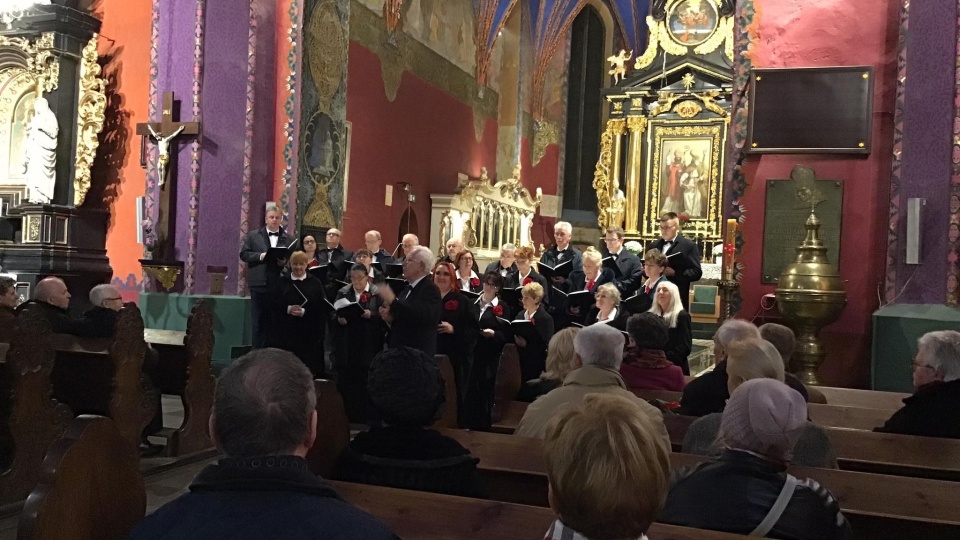 Uroczystą Mszą w bydgoskiej katedrze zainaugurowano czterdziesty drugi Tydzień Kultury Chrześcijańskiej w tym mieście. Na zdjęciu chór Exsultate Deo/fot. Michał Jędryka