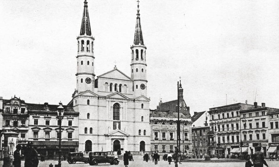 Stary Rynek im. marszałka Józefa Piłsudskiego w Bydgoszczy (1929-1935), Kurier Codzienny - Koncern Ilustrowany Kurier Codzienny - Archiwum Ilustracji (Wikipedia, domena publiczna)