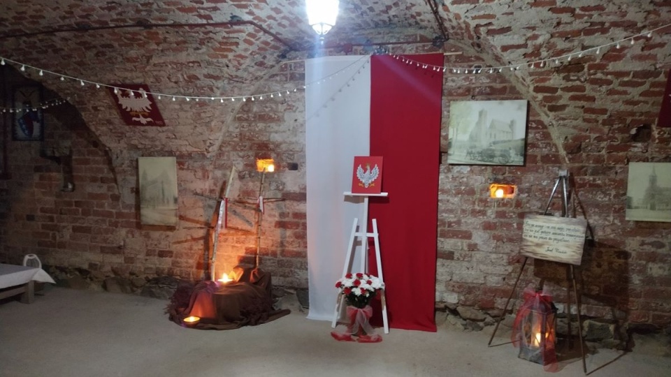 Aranżacja wieczornicy w piwnicy zamku w Radzyniu Chełmińskim/fot. Marcin Doliński