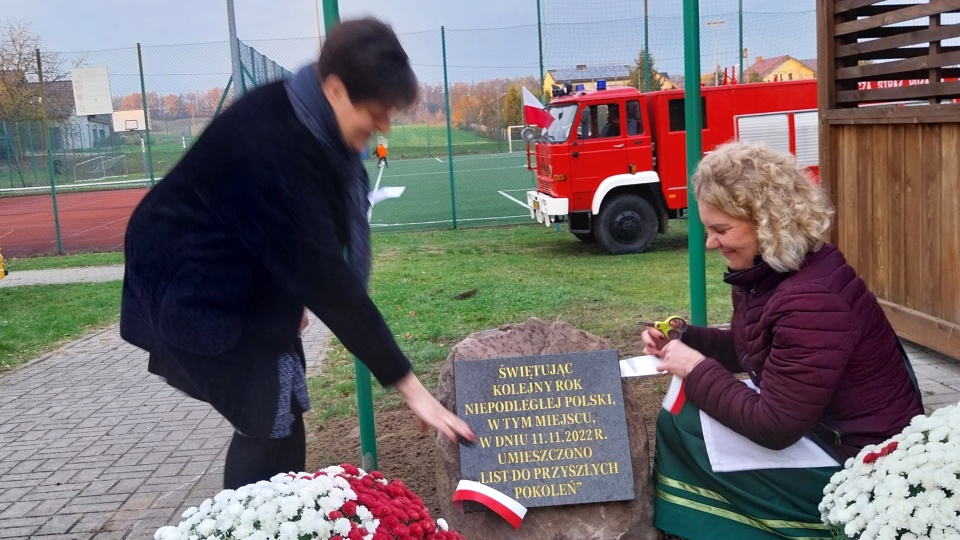 Obchody Święta Niepodległości w Zielonczynie trwały do niedzieli. Odsłonięto pamiątkową tablicę, która przypomina o „liście do przyszłych pokoleń”/fot: Elżbieta Rupniewska