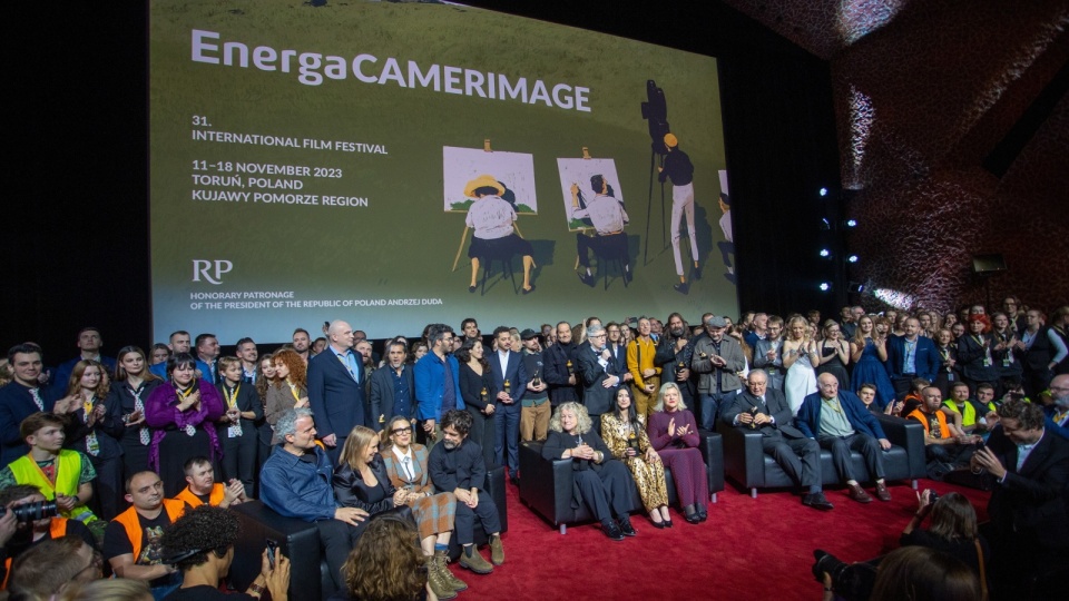 Uczestnicy gali zakończenia 31. edycji Międzynarodowego Festiwalu Filmowego EnergaCAMERIMAGE w CKK Jordanki w Toruniu/Mikołaj Kuras/PAP