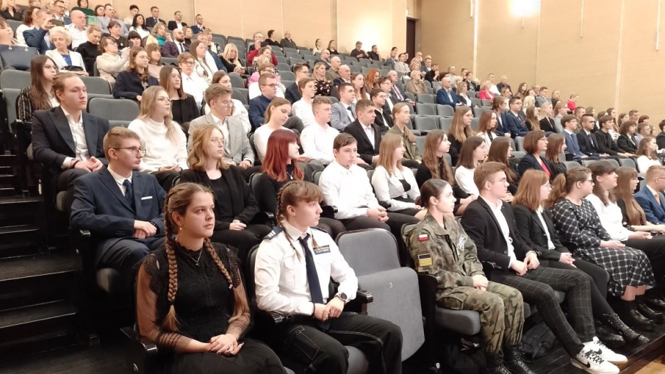 W czwartek (23 listopada) gala stypendystów odbędzie się we Włocławku. Łącznie w naszym regionie stypendia trafiły do blisko 300 uczennic i uczniów/fot. Michał Zaręba