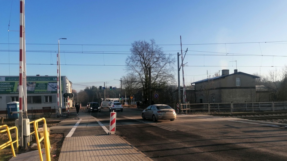 Remontowany przejazd kolejowy w Brzozie pod Bydgoszczą został otwarty dla ruchu/fot. Magdalena Gill