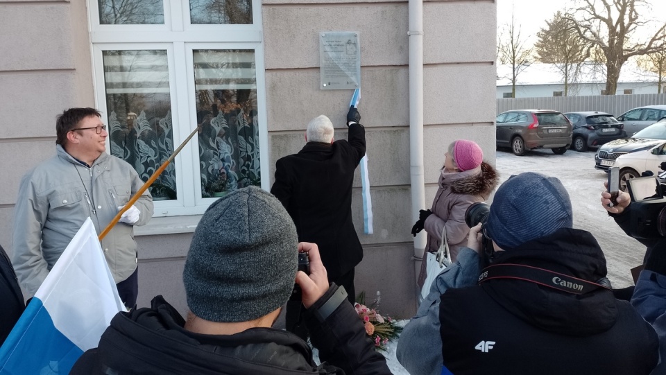 Tablicę poświęconą Melanii Sinorackiej, odsłonięto na podgórskiej kamienicy przy ul. Poznańskiej 125 w Toruniu/fot. Michał Zaręba