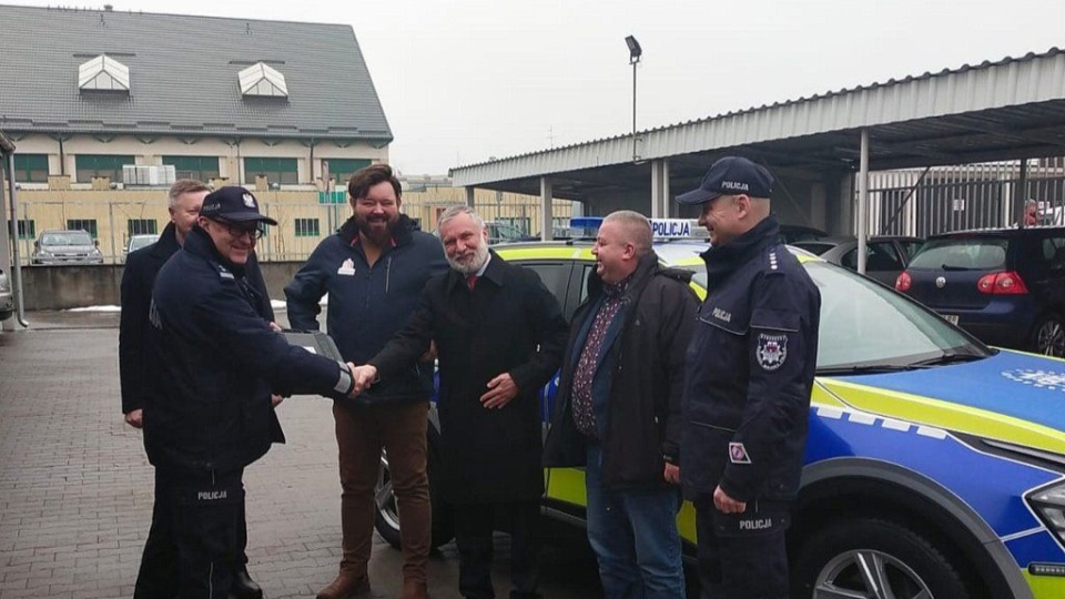 Gminy z regionu zdecydowały się dofinansować zakup nowego radiowozu dla policjantów z Koronowa/fot: KMP w Bydgoszczy