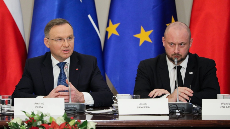 Prezydent Andrzej Duda (po lewej) odniósł się do środowej decyzji ministra kultury w sprawie mediów publicznych/fot: PAP, Paweł Supernak