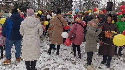 Orszak Trzech Króli z eskortą rzymskich legionistów i w otoczeniu kolorowych balonów zorganizowano w Inowrocławiu/fot: Marcin Glapiak