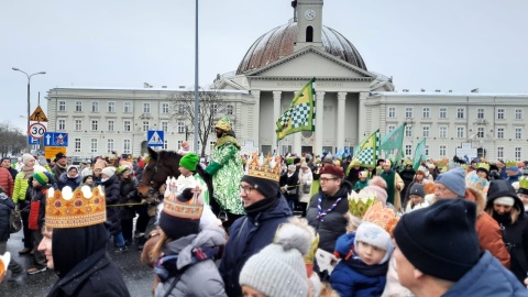 Królowie i kolędnicy wyszli na ulice Bydgoszczy, biorąc udział w Orszaku Trzech Króli/fot: Magdalena Gill