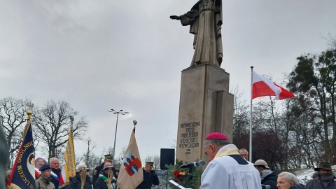 Uroczystość pod pomnikiem Najświętszego Serca Pana Jezusa w Bydgoszczy/fot. Elżbieta Rupniewska