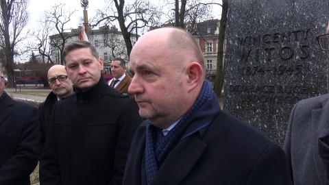 150 lat temu urodził się Wincenty Witos. Pod pomnikiem chłopskiego premiera kwiaty złożyli przedstawiciele władz. (jw)