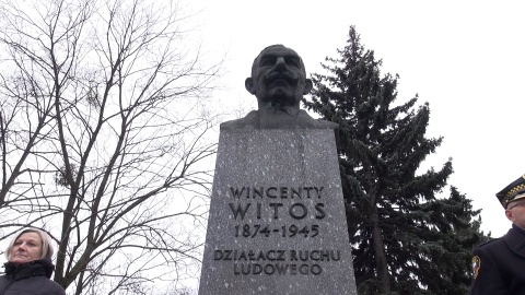 150 lat temu urodził się Wincenty Witos. Pod pomnikiem chłopskiego premiera kwiaty złożyli przedstawiciele władz. (jw)