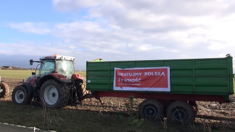 We Włókach pod Bydgoszczą protestowało około 150 rolników. (jw)