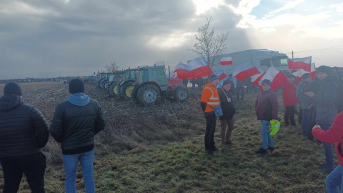 W protest zaangażowali się także rolnicy z Gniewkówca/fot. Marcin Glapiak