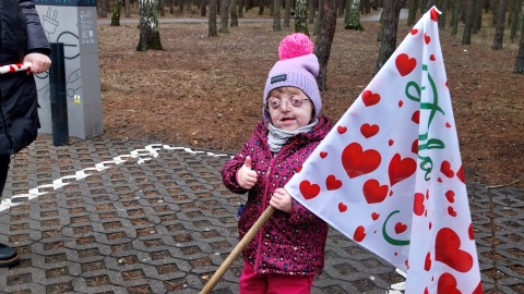 Bydgoszczanie wyruszyli w 75-kilometrową sztafetę, żeby włączyć się w zbiórkę pieniędzy na leczenie 4-letniej Hani/fot: Elżbieta Rupniewska