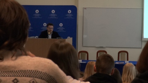 Warsztaty dla licealistów na Wydziale Farmacji Collegium Medicum UMK w Bydgoszczy/fot. jw