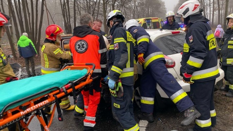 Na 273 km DK10 doszło do wypadku z udziałem 3 aut osobowych/fot. OSP Solec Kujawski/Facebook