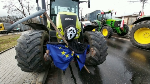Rolnicy z regionu w drodze pod Urząd Wojewódzki w Bydgoszczy/fot: Marcin Kupczyk