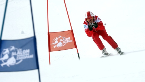 Prezydent Andrzej Duda podczas „12H Slalom Maraton Zakopane 2024" na Kasprowym Wierchu w Zakopanem/fot. Grzegorz Mamot/PAP