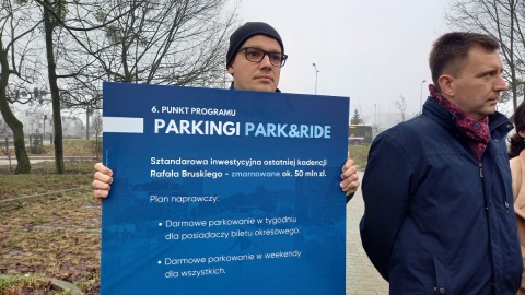 Kolejny, 6. już punkt programu Bydgoskiej Prawicy przedstawiono na dzisiejszej konferencji prasowej na parkingu Park&Ride przy rondzie Maczka w Bydgoszczy/fot. Agata Raczek
