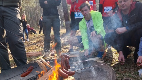 Amatorzy sportu i zawodowi biegacze, żołnierze, harcerze, dzieci i wiele więcej. W Bydgoszczy upamiętniono Żołnierzy Wyklętych, biorąc udział w kolejnej edycji Biegu Tropem Wilczym/fot: Elżbieta Rupniewska