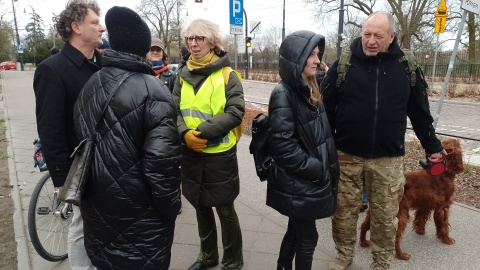 Spacerem po Bydgoskim Przedmieściu Koalicja Ruchów Miejskich zainaugurowała w Toruniu cykl spotkań z mieszkańcami/fot. Michał Zaręba