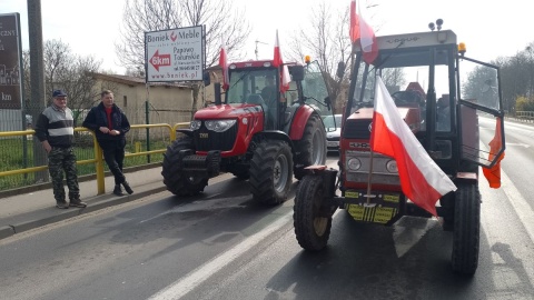 Protestujący w Łysomicach pod Toruniem/fot. Michał Zaręba