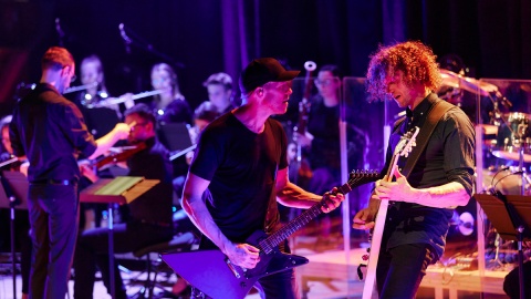 Usłyszymy największe przeboje zespołu Metallica w symfonicznych aranżacjach, wykonanych tak, jak na słynnej płycie „S&M” /fot. materiały organizatora