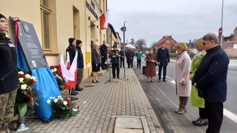 Pamiątkowa tablica upamiętniająca Johna Damskiego została odsłonięta w Solcu Kujawskim/fot: Tatiana Adonis