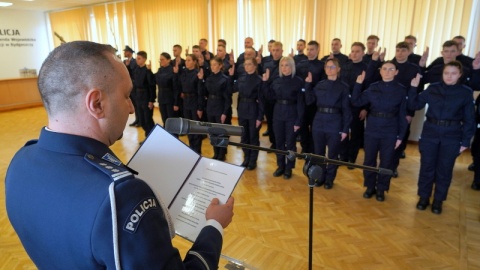 40 nowych kujawsko-pomorskich policjantów 2 kwietnia złożyło ślubowanie/fot. KWP Bydgoszcz