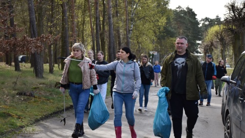 Akcja „Kręci nas recykling" w podbydgoskich Białych Błotach/fot. Sara Komoń