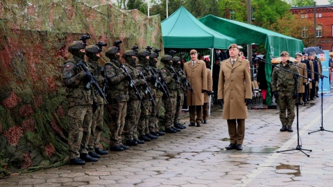 Szeregi 8. Kujawsko-Pomorskiej Brygady Obrony Terytorialnej zasilili kolejni żołnierze. Przysięga w Inowrocławiu/fot. nadesłane