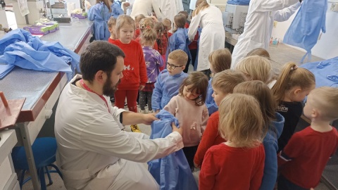 „Chemiczny sezam” na UMK w Toruniu w ramach Festiwalu Nauki i Sztuki/fot. Monika Kaczyńska