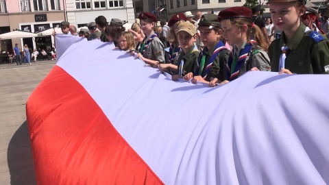 Stary Rynek w Bydgoszczy w Dniu Flagi (jw)