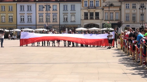 Stary Rynek w Bydgoszczy w Dniu Flagi (jw)