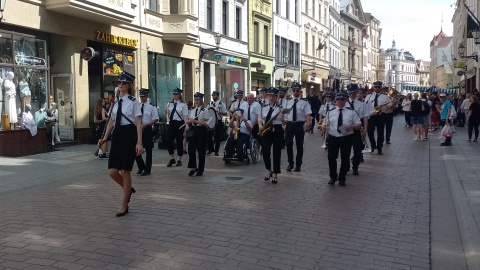 Strażacy z regionu przyjechali do Torunia, żeby wspólnie uczcić Dzień św. Floriana, swojego patrona/fot: Michał Zaręba