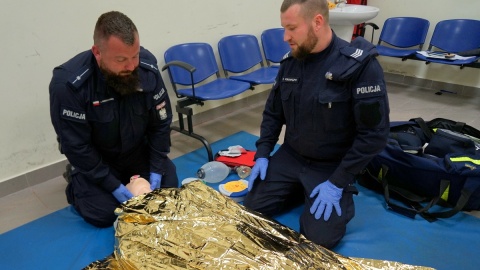 W Komendzie Wojewódzkiej Policji w Bydgoszczy zorganizowano eliminacje wojewódzkie do IX Ogólnopolskich Zawodów Ratowników Policyjnych z Kwalifikowanej Pierwszej Pomocy/fot. Policja