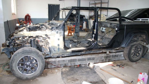 Auto było rozbierane na części/fot. KPP w Inowrocławiu